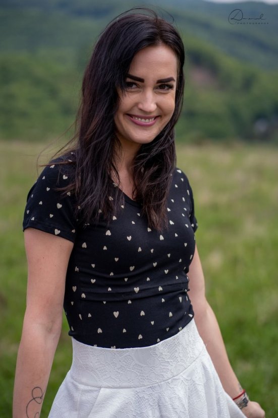 Cotton nursing shirt  - gold hearts on black