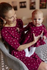 Rovné šaty MÁMA a DCERA – Zlaté srdíčka na bordó