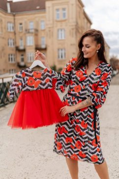 Dívčí společenské šaty Grace - máky s červenou