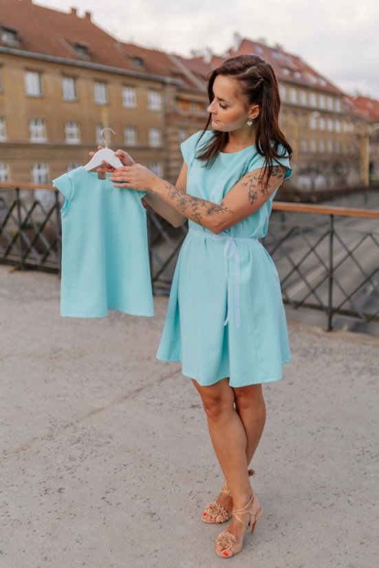 Elegantní šaty ke kojení– MÁMA A DCERA – modré