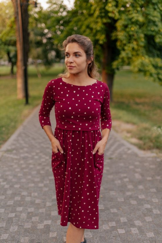 Nursing MIDI dress - golden hearts on bordo