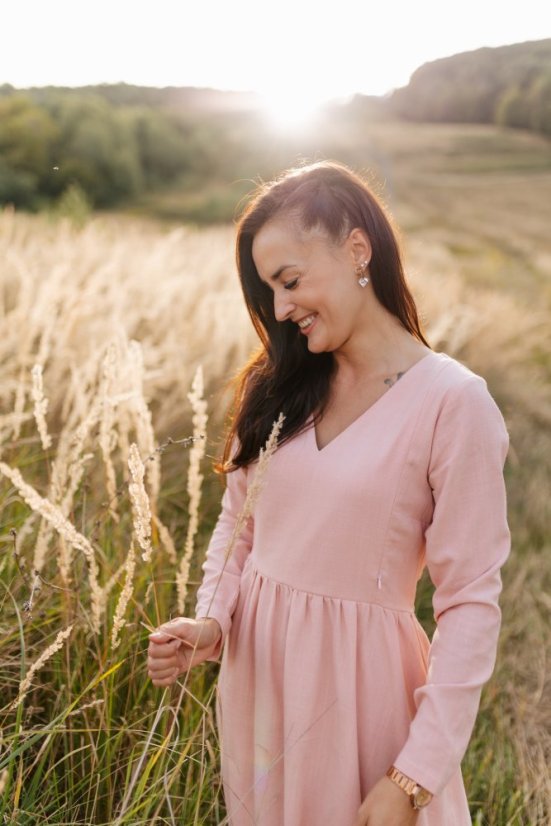Kojicí lněné šaty "Harmonia" - pudrově růžová