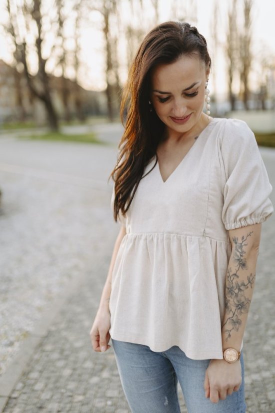 Lněná halenka s výstřihem - béžová