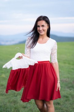 Dívčí společenské šaty Grace - smetanovo-bordové