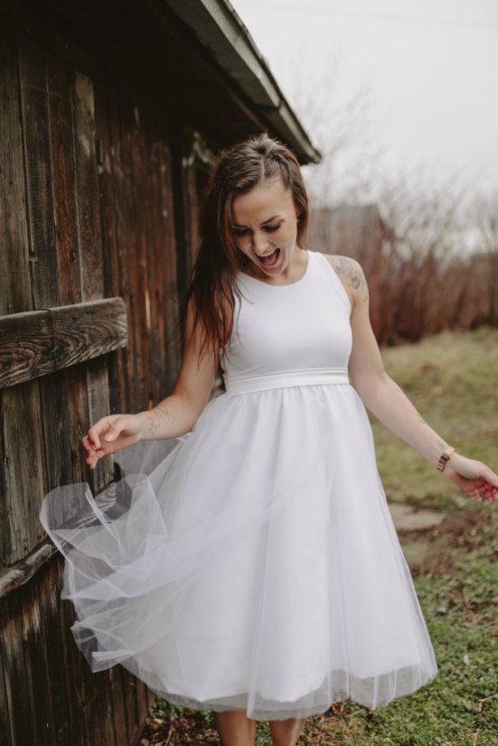 MIDI těhotenské svatební šaty bez rukávů - Melanie - Velikost: Na míru
