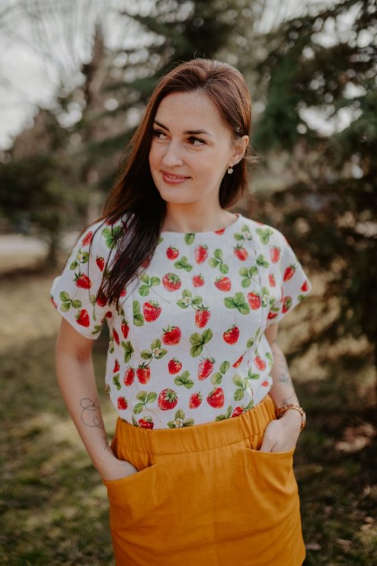 Lněná halenka ke kojení - jahody