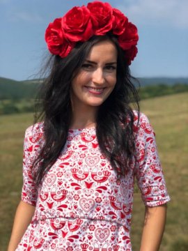 Folk dresses with pockets, not just for moms