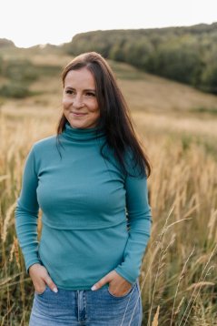 Ribbed knit nursing turtleneck - pastel petrol