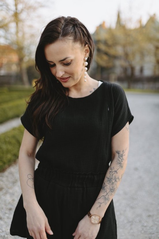 Mušelínová halenka/tričko ke kojení - černá
