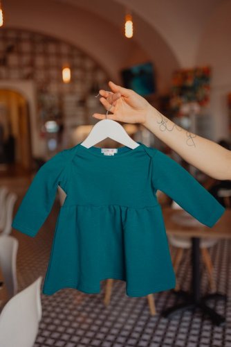 Rovné teplákové šaty ke kojení s kapsami – petrolej - Velikost: XL