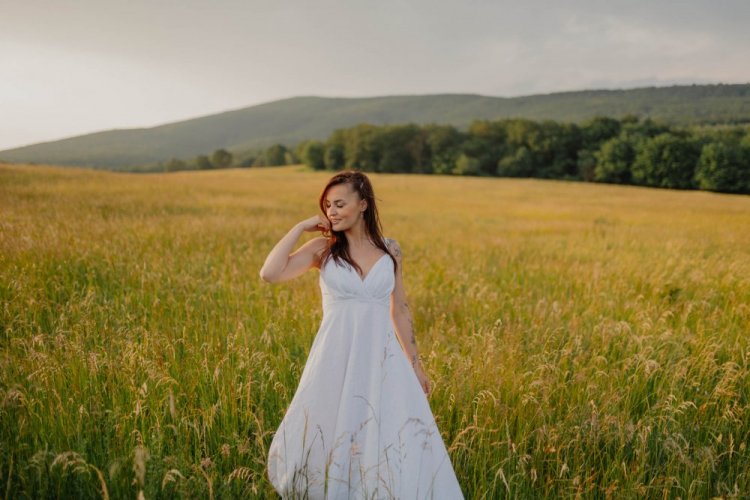 Linen wedding dress – Garnie