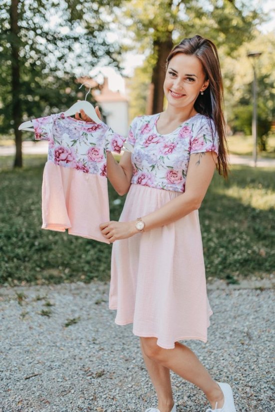 Šaty "Bohemia" Mušelín - MÁMA a DCERA – Růžové pivoňky