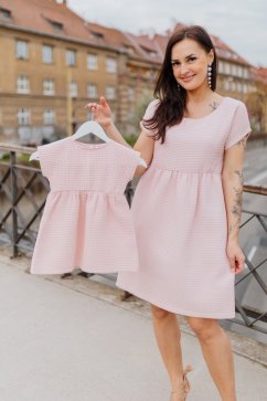Bavlnené šaty "Waffle" - MÁMA A DCERA – light pink