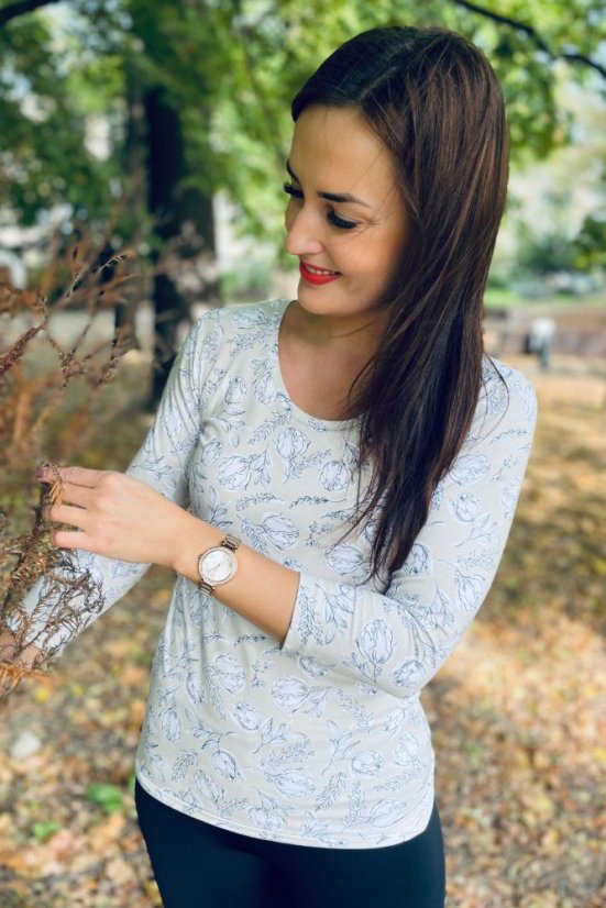 Knitted T-shirt - Wild beige flowers